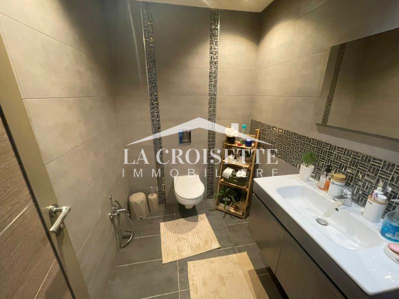 Villa S+3 avec piscine à La Soukra